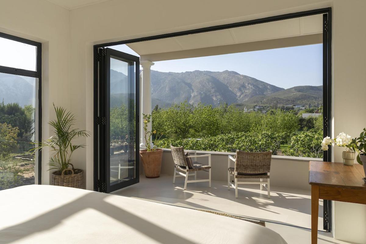Magnifik Montagu Villa Екстериор снимка